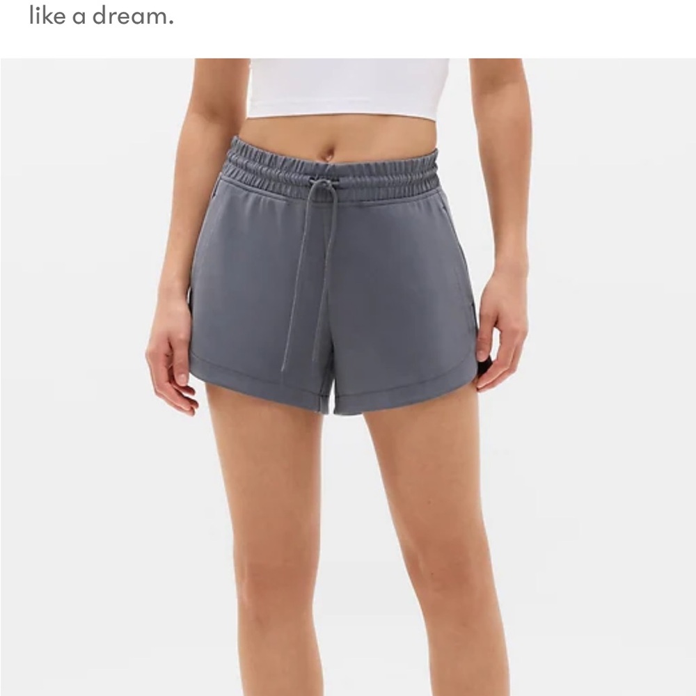 ATHLETA Seasoft Mid Rise 4” Short - Picture 4 of 6